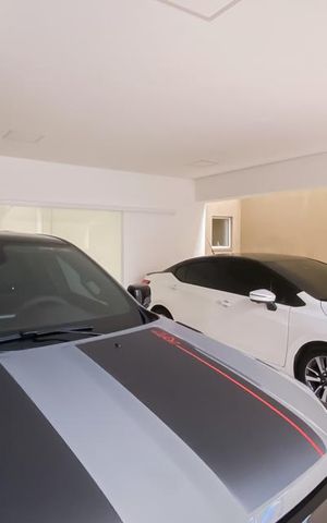 Casa à venda com 290m², 3 quartos e 4 vagas Casa à venda com 290m², 3 quartos e 4 vagasGaragem