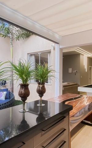 Casa à venda com 290m², 3 quartos e 4 vagas Casa à venda com 290m², 3 quartos e 4 vagasÁrea comum - Churrasqueira