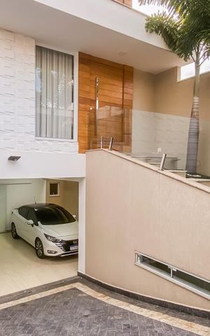 Casa à venda com 290m², 3 quartos e 4 vagas Casa à venda com 290m², 3 quartos e 4 vagasEntrada