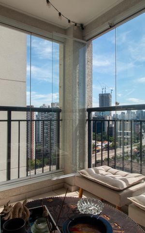 Apartamento para alugar com 70m², 2 quartos e 1 vagaVaranda