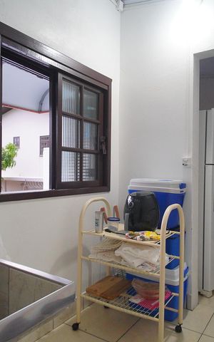 Casa à venda com 180m², 2 quartos e 3 vagas Casa à venda com 180m², 2 quartos e 3 vagasÁrea de Serviço