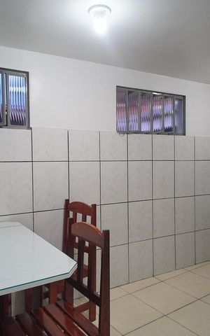 Casa à venda com 180m², 2 quartos e 3 vagas Casa à venda com 180m², 2 quartos e 3 vagasCozinha