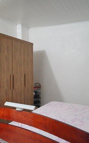 Casa à venda com 180m², 2 quartos e 3 vagas Casa à venda com 180m², 2 quartos e 3 vagasQuarto 2
