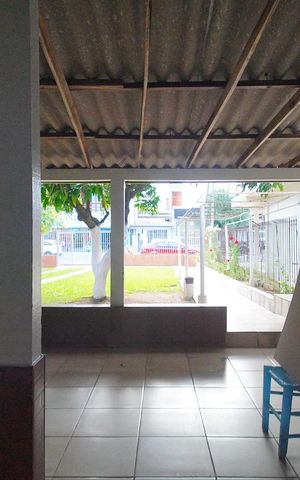 Casa à venda com 180m², 2 quartos e 3 vagas Casa à venda com 180m², 2 quartos e 3 vagasVista do Quarto 1