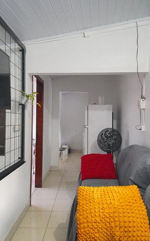 Casa à venda com 180m², 2 quartos e 3 vagas Casa à venda com 180m², 2 quartos e 3 vagasSala 1
