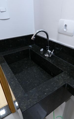 Apartamento para alugar com 115m², 2 quartos e 1 vagaBanheiro da Suíte - Pia