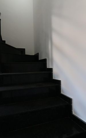 Apartamento para alugar com 115m², 2 quartos e 1 vagaEscada