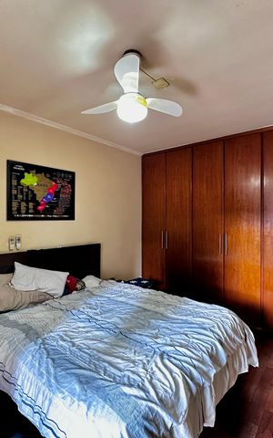 Casa à venda com 204m², 4 quartos e 3 vagas Casa à venda com 204m², 4 quartos e 3 vagasSuíte 1