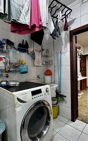 Casa à venda com 204m², 4 quartos e 3 vagas Casa à venda com 204m², 4 quartos e 3 vagasÁrea de Serviço