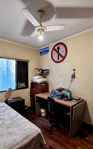 Casa à venda com 204m², 4 quartos e 3 vagas Casa à venda com 204m², 4 quartos e 3 vagasQuarto 3