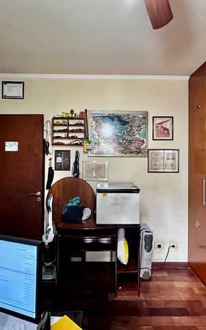 Casa à venda com 204m², 4 quartos e 3 vagas Casa à venda com 204m², 4 quartos e 3 vagasQuarto 4