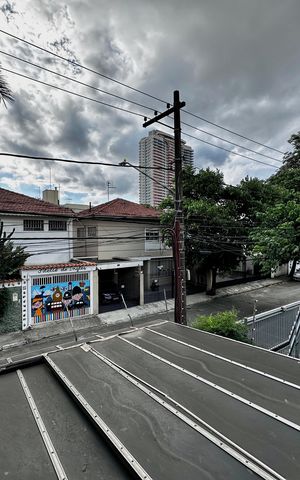 Casa à venda com 204m², 4 quartos e 3 vagas Casa à venda com 204m², 4 quartos e 3 vagasVista Suíte 1