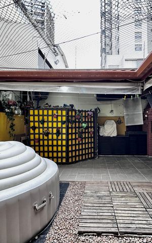 Casa à venda com 204m², 4 quartos e 3 vagas Casa à venda com 204m², 4 quartos e 3 vagasQuintal