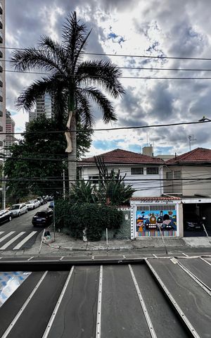 Casa à venda com 204m², 4 quartos e 3 vagas Casa à venda com 204m², 4 quartos e 3 vagasVista Suíte 1