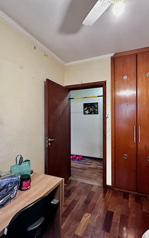Casa à venda com 204m², 4 quartos e 3 vagas Casa à venda com 204m², 4 quartos e 3 vagasQuarto 3