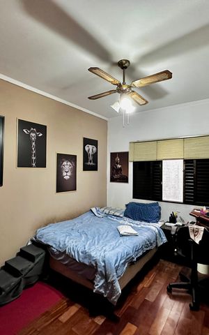 Casa à venda com 204m², 4 quartos e 3 vagas Casa à venda com 204m², 4 quartos e 3 vagasSuíte 2