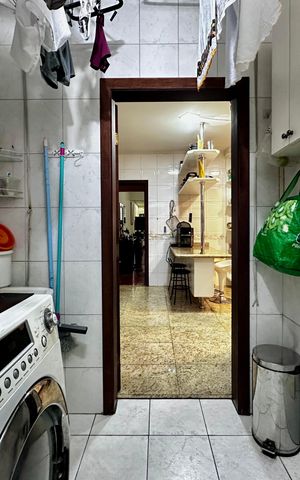 Casa à venda com 204m², 4 quartos e 3 vagas Casa à venda com 204m², 4 quartos e 3 vagasÁrea de Serviço