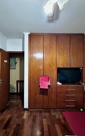 Casa à venda com 204m², 4 quartos e 3 vagas Casa à venda com 204m², 4 quartos e 3 vagasSuíte 2