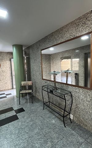 Apartamento à venda com 41m², 2 quartos e 1 vagaHall de entrada