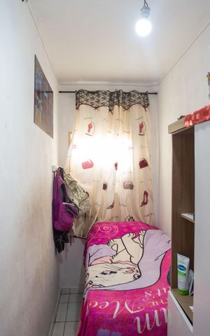 Casa à venda com 270m², 5 quartos e 2 vagasQuarto 3 Casa 1