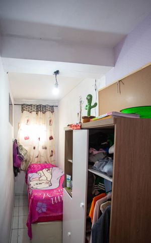 Casa à venda com 270m², 5 quartos e 2 vagasQuarto 3 Casa 1