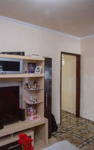 Casa à venda com 270m², 5 quartos e 2 vagasSala Casa 2