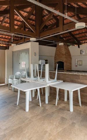 Apartamento à venda com 136m², 3 quartos e 2 vagas Apartamento à venda com 136m², 3 quartos e 2 vagasÁrea comum - Churrasqueira