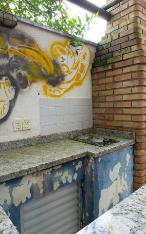 Apartamento à venda com 136m², 3 quartos e 2 vagas Apartamento à venda com 136m², 3 quartos e 2 vagasÁrea comum - Churrasqueira