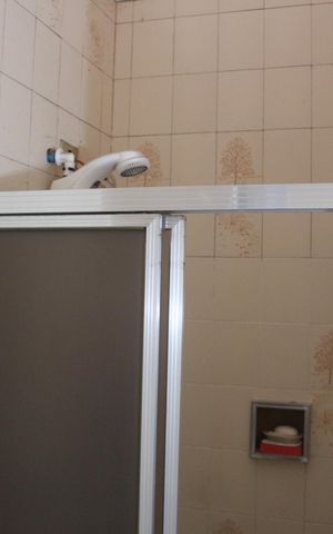 Casa à venda com 176m², 3 quartos e 2 vagasBanheiro 1