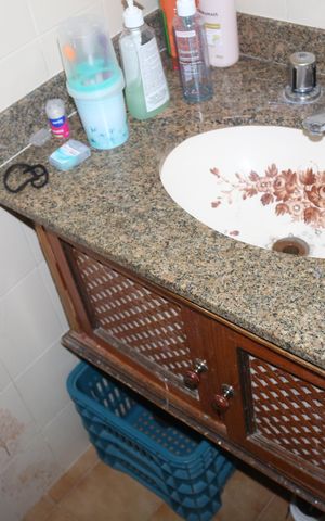 Casa à venda com 176m², 3 quartos e 2 vagasBanheiro 1