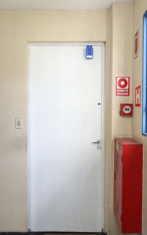 Apartamento à venda com 50m², 2 quartos e 1 vagaÁrea comum - Saguão do andar - instalado lockbox na porta do apto