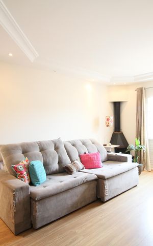 Casa à venda com 260m², 3 quartos e 3 vagasSala