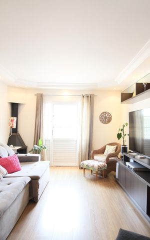 Casa à venda com 260m², 3 quartos e 3 vagasSala