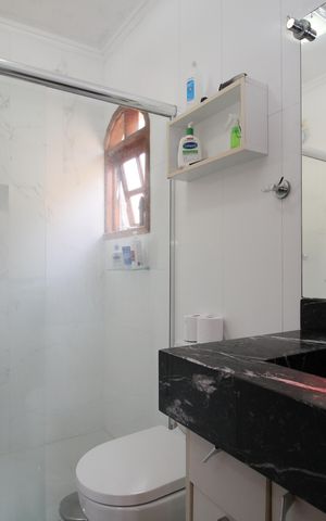 Casa à venda com 260m², 3 quartos e 3 vagasBanheiro