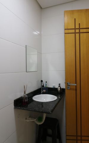 Apartamento à venda com 47m², 2 quartos e 2 vagasBanheiro do Closet (Suíte 2)