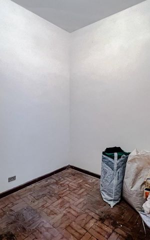 Casa à venda com 283m², 5 quartos e 2 vagasQuarto 6