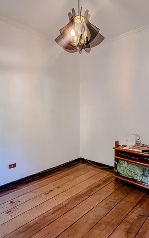 Casa à venda com 283m², 5 quartos e 2 vagasQuarto 1