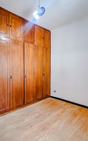 Casa à venda com 283m², 5 quartos e 2 vagasQuarto 3