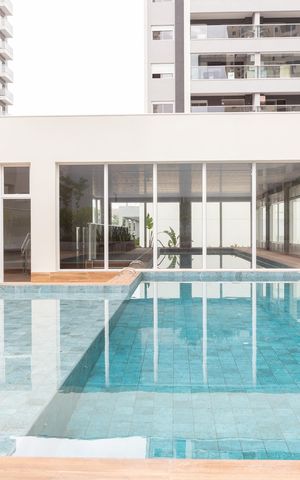 Apartamento à venda com 69m², 2 quartos e 2 vagas Apartamento à venda com 69m², 2 quartos e 2 vagasÁrea comum - Piscina
