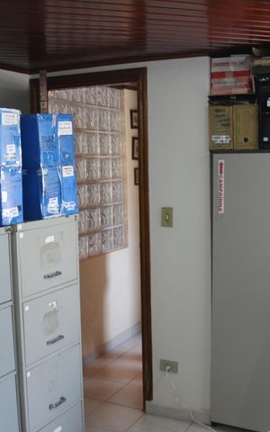 Apartamento à venda com 315m², 4 quartos e 4 vagasEscritório
