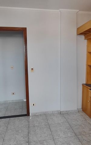 Apartamento à venda com 315m², 4 quartos e 4 vagas Apartamento à venda com 315m², 4 quartos e 4 vagasQuarto 1