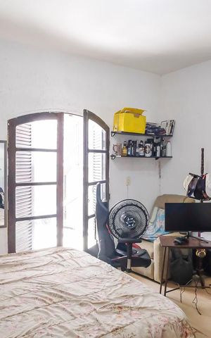 Casa à venda com 197m², 4 quartos e 2 vagasSuíte 1