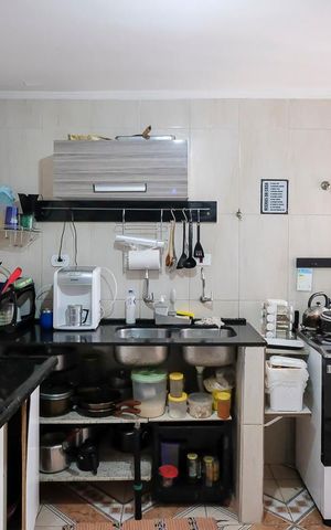 Casa à venda com 197m², 4 quartos e 2 vagasCozinha