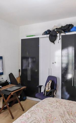 Casa à venda com 197m², 4 quartos e 2 vagasSuíte 1