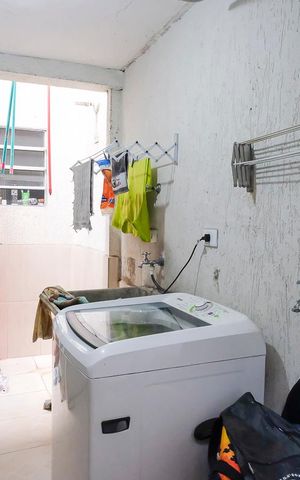 Casa à venda com 197m², 4 quartos e 2 vagasÁrea de serviço