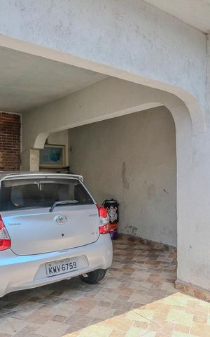 Casa à venda com 197m², 4 quartos e 2 vagasGaragem