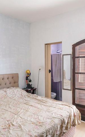 Casa à venda com 197m², 4 quartos e 2 vagasSuíte 1