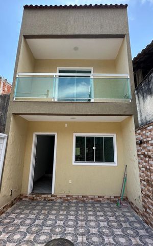 Casa de condomínio à venda com 140m², 2 quartos e 1 vaga Casa de condomínio à venda com 140m², 2 quartos e 1 vagaFachada