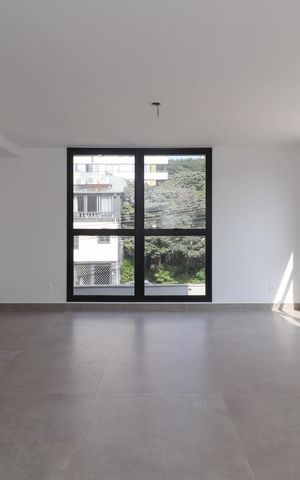 Casa de condomínio à venda com 276m², 3 quartos e 3 vagas Casa de condomínio à venda com 276m², 3 quartos e 3 vagasSala