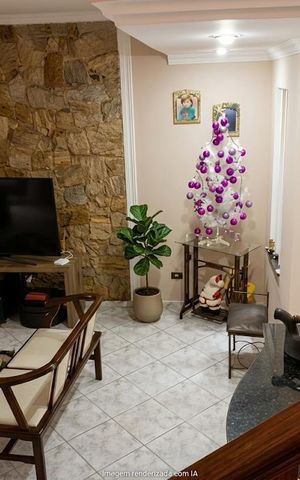 Casa à venda com 292m², 4 quartos e 4 vagas